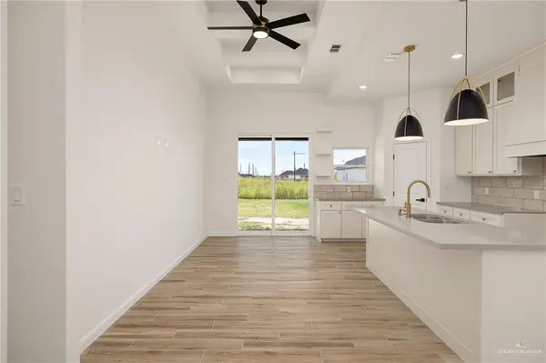 215 Barcelona DR, Donna, TX 78537