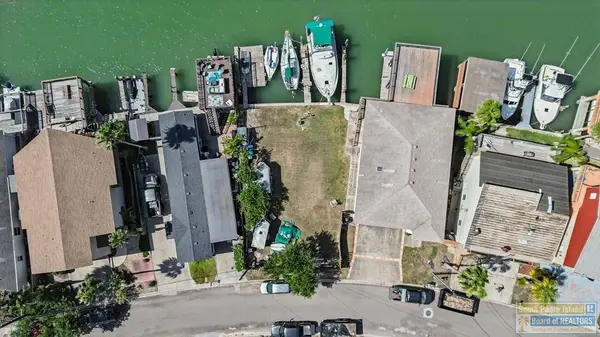 1210 Bass Ave, Port Isabel, TX 78578
