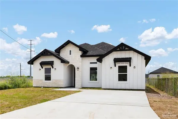 215 Barcelona DR