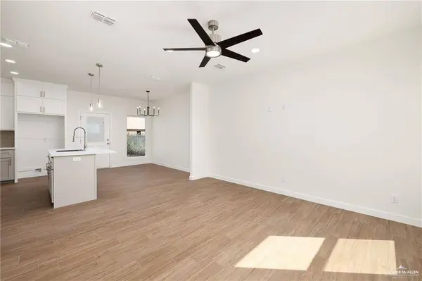318 Merida DR, Donna, TX 78537