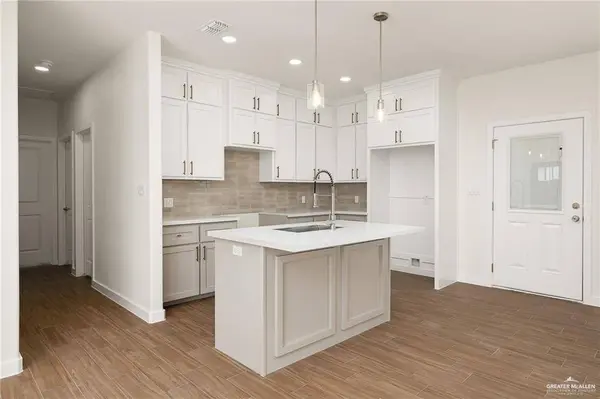 318 Merida DR, Donna, TX 78537