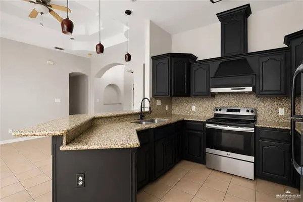 1203 Harbor LN, La Joya, TX 78560