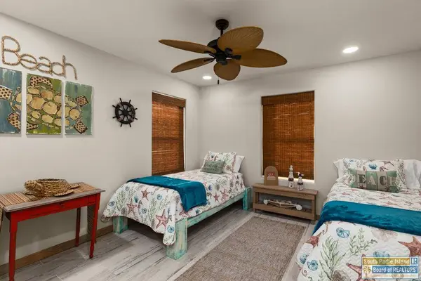 1471 Harbor Island Dr., Port Isabel, TX 78578
