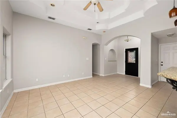 1203 Harbor LN, La Joya, TX 78560