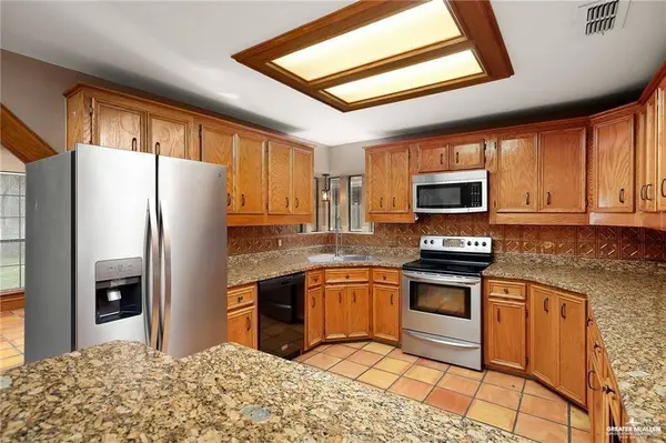 1606 Terrace DR, Mission, TX 78572