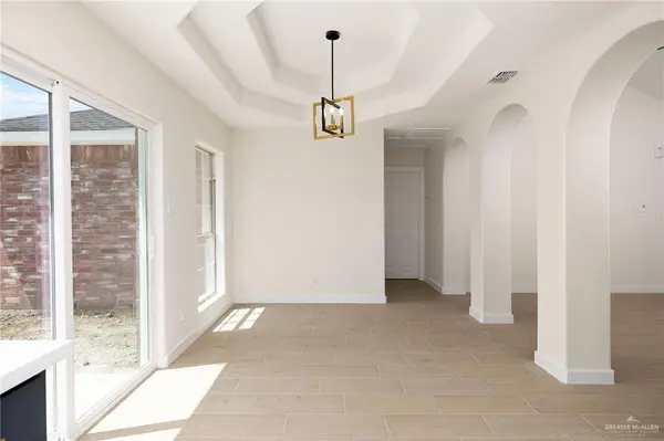 1807 W 15 1/2 ST, Mission, TX 78572
