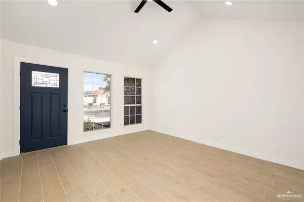 1807 W 15 1/2 ST, Mission, TX 78572