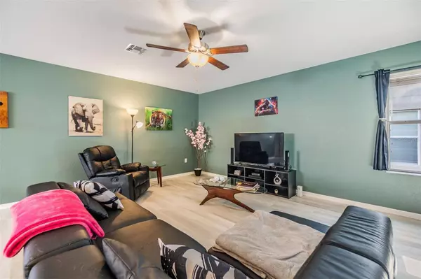 7414 INDIGO OASIS CT, Gibsonton, FL 33534