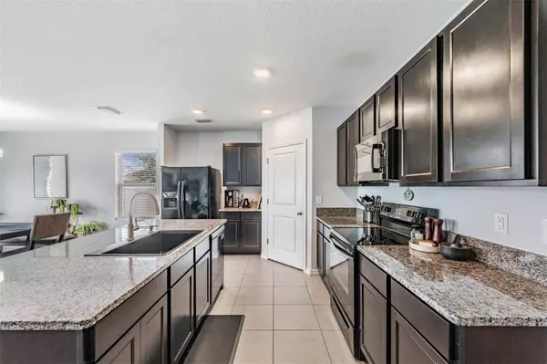 12013 MYRTLE ROCK DR, Riverview, FL 33578