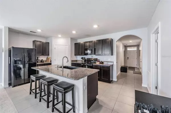 12013 MYRTLE ROCK DR, Riverview, FL 33578