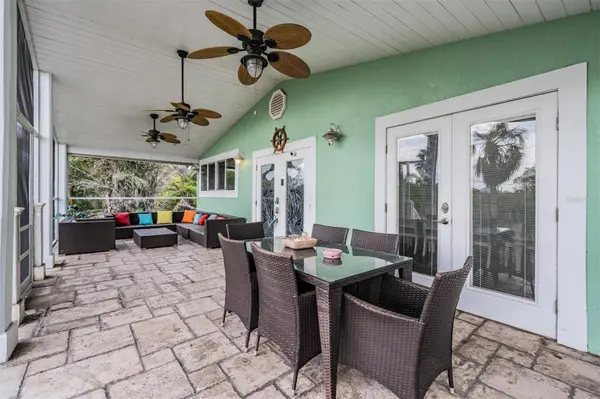 815 NW 2ND AVE, Ruskin, FL 33570