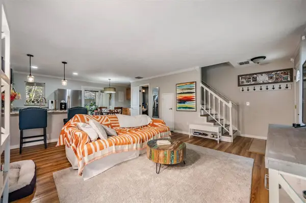 611 SAINT HENRY DR, Brandon, FL 33511