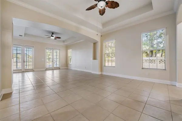 423 MANNS HARBOR DR, Apollo Beach, FL 33572