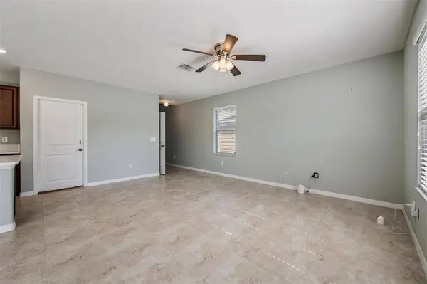 253 CASCADE BEND DR, Ruskin, FL 33570