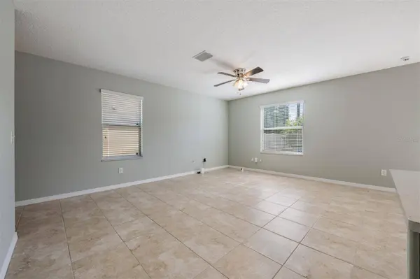253 CASCADE BEND DR, Ruskin, FL 33570
