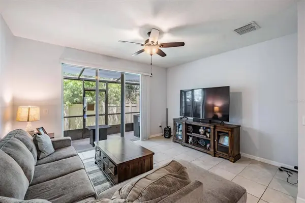 5192 SYLVESTER LOOP, Tampa, FL 33610