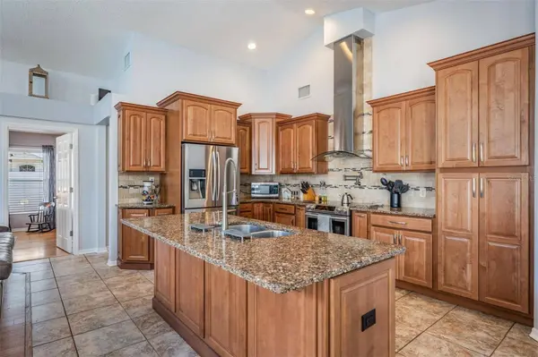 1821 PALM RIDGE PL, Valrico, FL 33594
