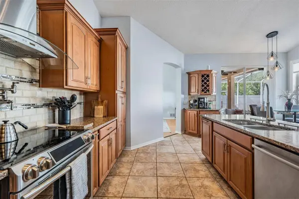 1821 PALM RIDGE PL, Valrico, FL 33594