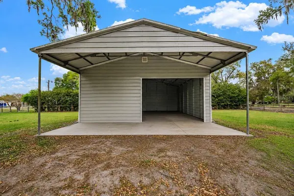 2101 LANIER RD, Plant City, FL 33565