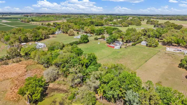 2101 LANIER RD, Plant City, FL 33565