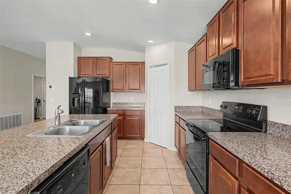 9625 SAGE CREEK DR, Ruskin, FL 33573