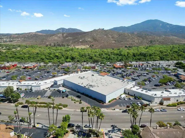 11424 Via Rancho San Diego #96, El Cajon, CA 92019