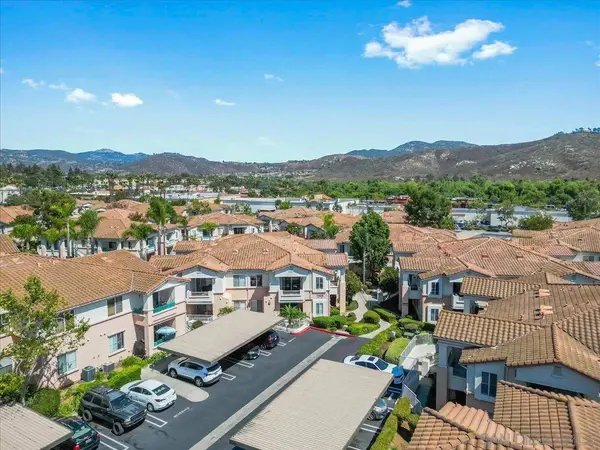 11424 Via Rancho San Diego #96, El Cajon, CA 92019