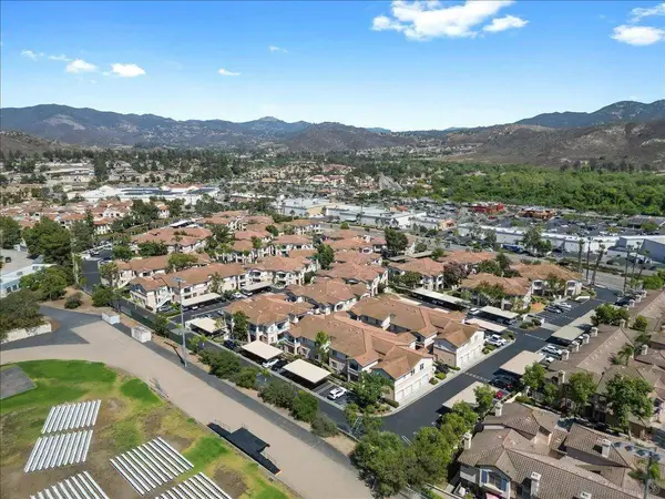 11424 Via Rancho San Diego #96, El Cajon, CA 92019