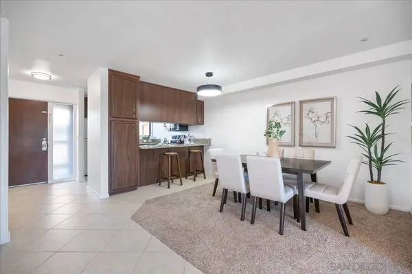 881 Thomas #26, San Diego, CA 92109