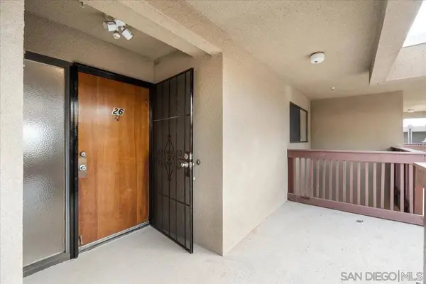 881 Thomas #26, San Diego, CA 92109