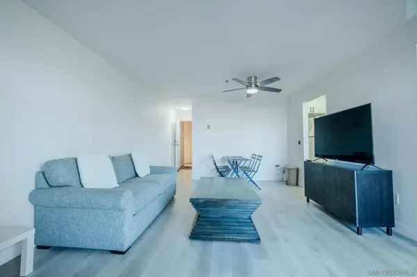 4465 Ocean #4, San Diego, CA 92109