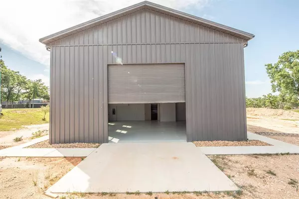 103 Whispering Oaks, Somerville, TX 77879