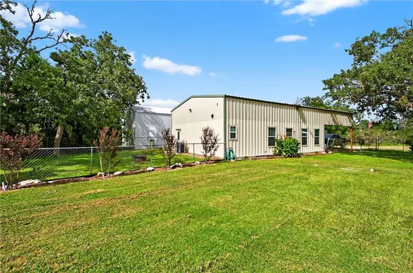 409 Ripple Creek, Somerville, TX 77879