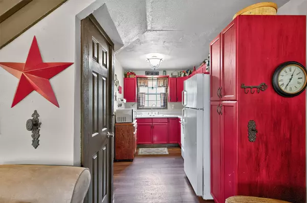 702 Birch Hollow DR, Somerville, TX 77879