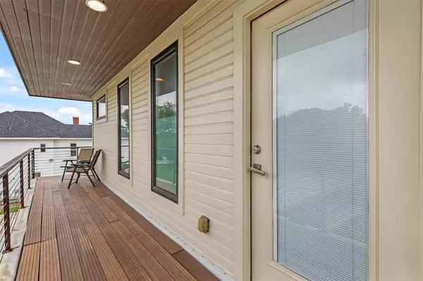 213 N Houston Ave, Bryan, TX 77803