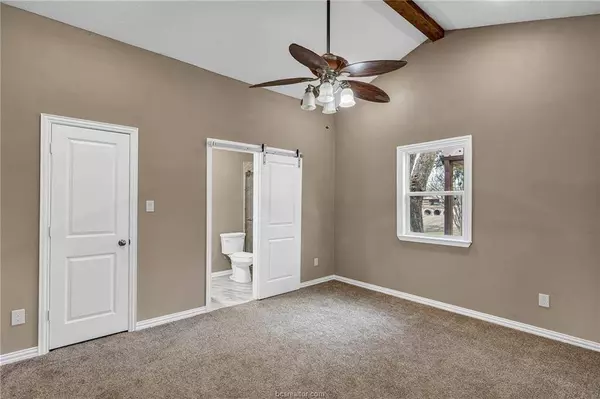 508 N Oneal ST, Caldwell, TX 77836