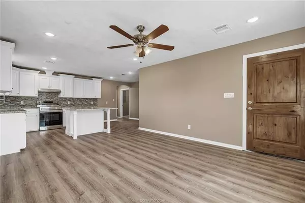 508 N Oneal ST, Caldwell, TX 77836