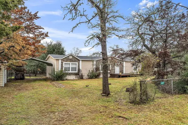 437 Barbara LN, Somerville, TX 77879