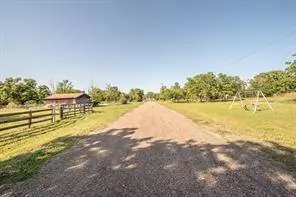 103 Leaning Oaks ST, Somerville, TX 77879