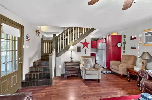 702 Birch Hollow DR, Somerville, TX 77879