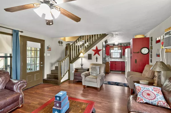 702 Birch Hollow DR, Somerville, TX 77879