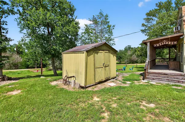 702 Birch Hollow DR, Somerville, TX 77879