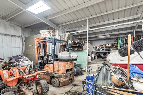 185 County Road 107, Caldwell, TX 77836