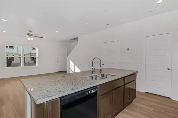 601 W 24th ST #112, Bryan, TX 77803