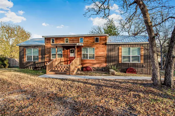 515 Lakeview LN, Somerville, TX 77879