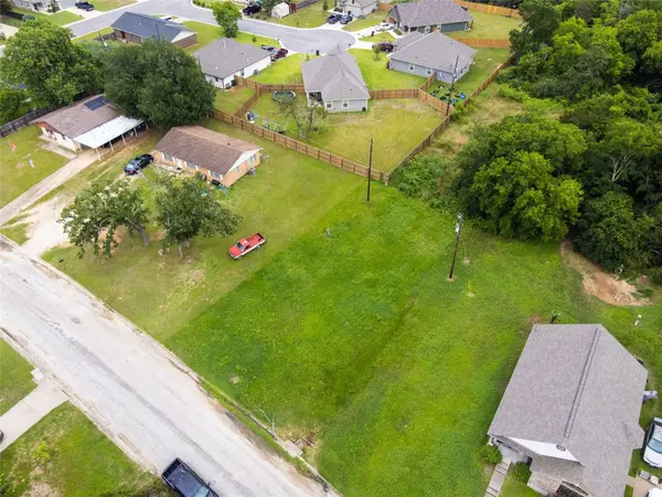 401 W Kleb ST, Caldwell, TX 77836