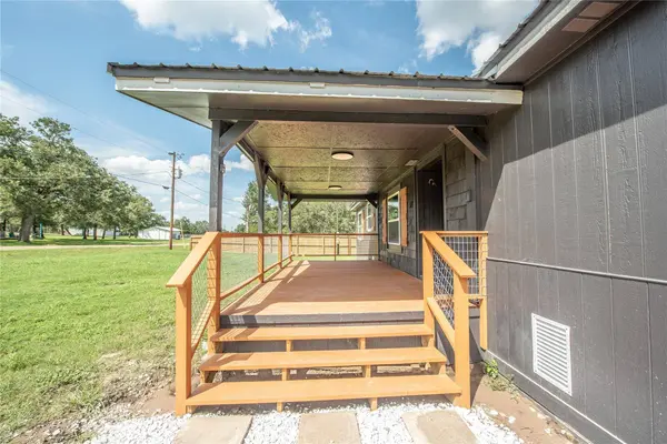 215 Shady Oaks ST, Somerville, TX 77879