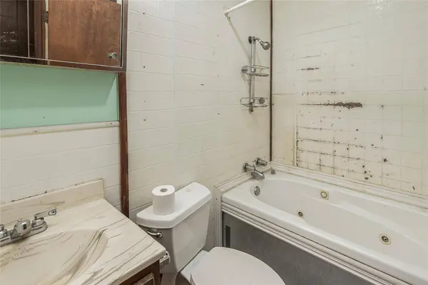 103 Leaning Oaks ST, Somerville, TX 77879