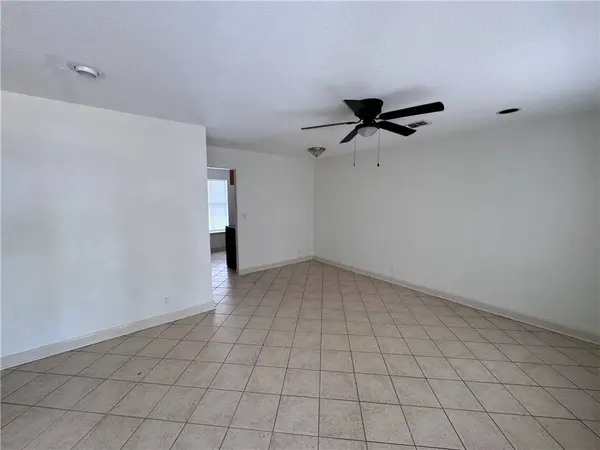 313 Mary ST, Rockdale, TX 76567