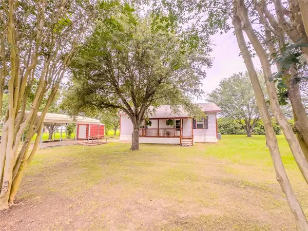 476 County Road 118, Caldwell, TX 77836